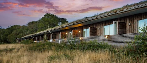 Double Room, Sea View | In-room safe, desk, blackout drapes, iron/ironing board