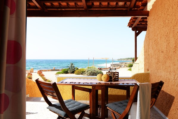 Bungalow Keluarga, 1 kamar tidur, pemandangan laut, menghadap laut | Pemandangan balkon