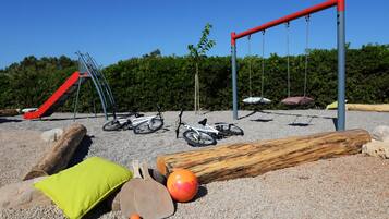 Children's play area - outdoor