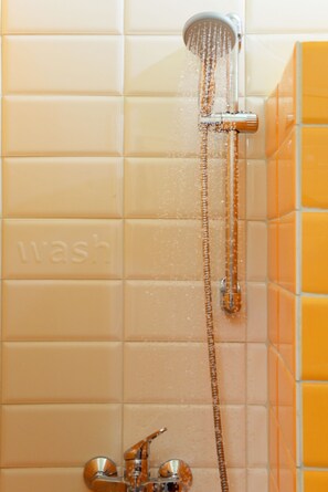 Family Bungalow, 1 Bedroom, Sea View, Sea Facing | Bathroom sink