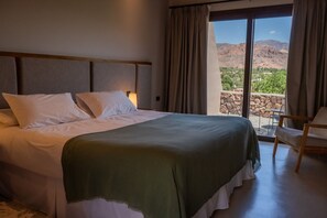 华丽双人房, 1 张大床 | 迷你吧、客房内保险箱、隔音、WiFi