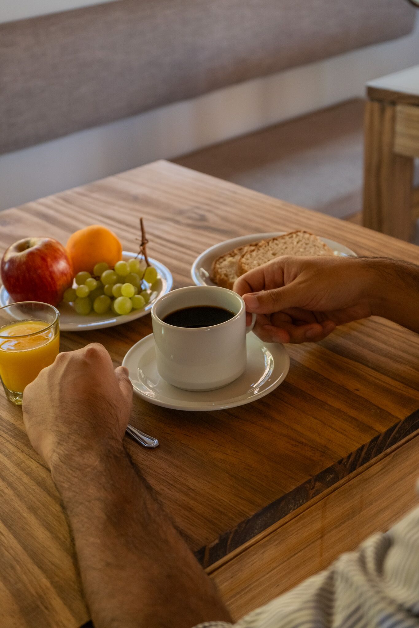 free buffet breakfast