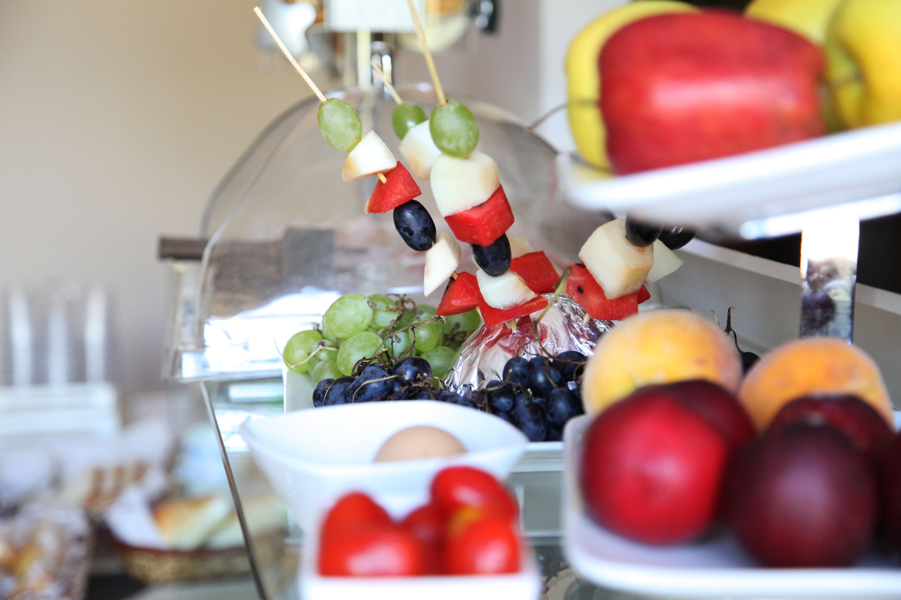 daily cooked-to-order breakfast for a fee