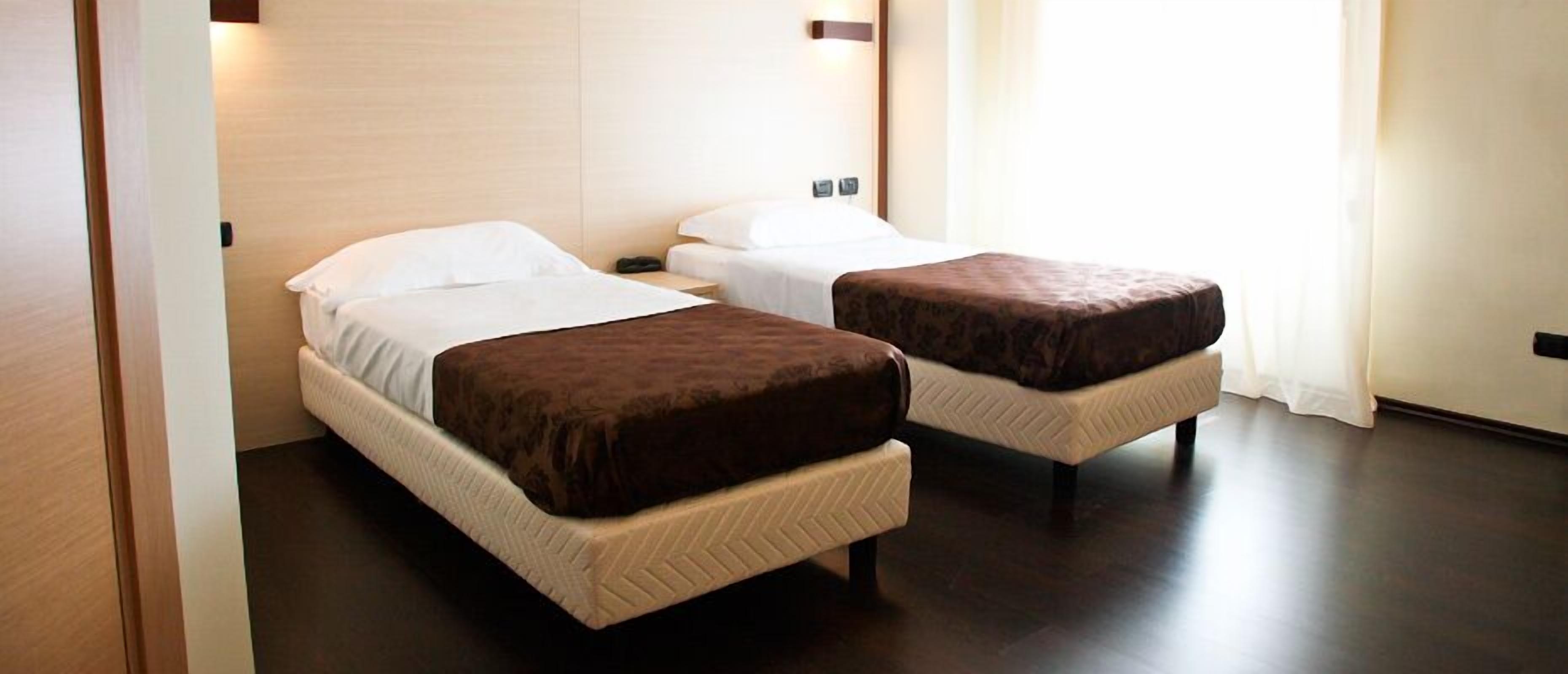 egyptian cotton sheets, premium bedding, down duvets, minibar