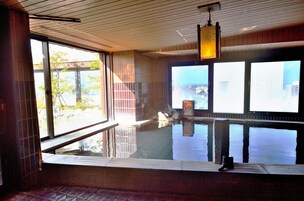 Baño termal público