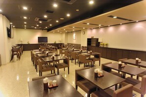 Breakfast served - Dormy Inn Hirosaki Natural Hot Spring (Hirosaki)