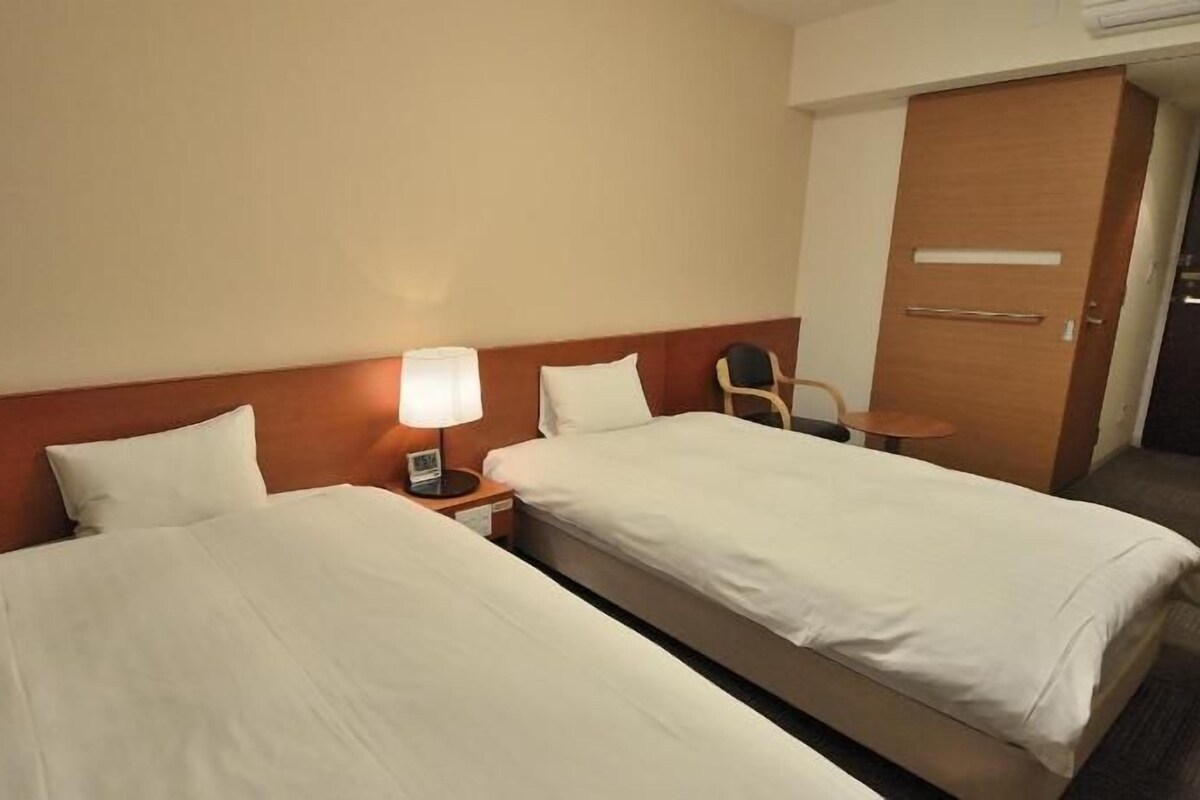 Premium bedding, desk, iron/ironing board (on request), free WiFi