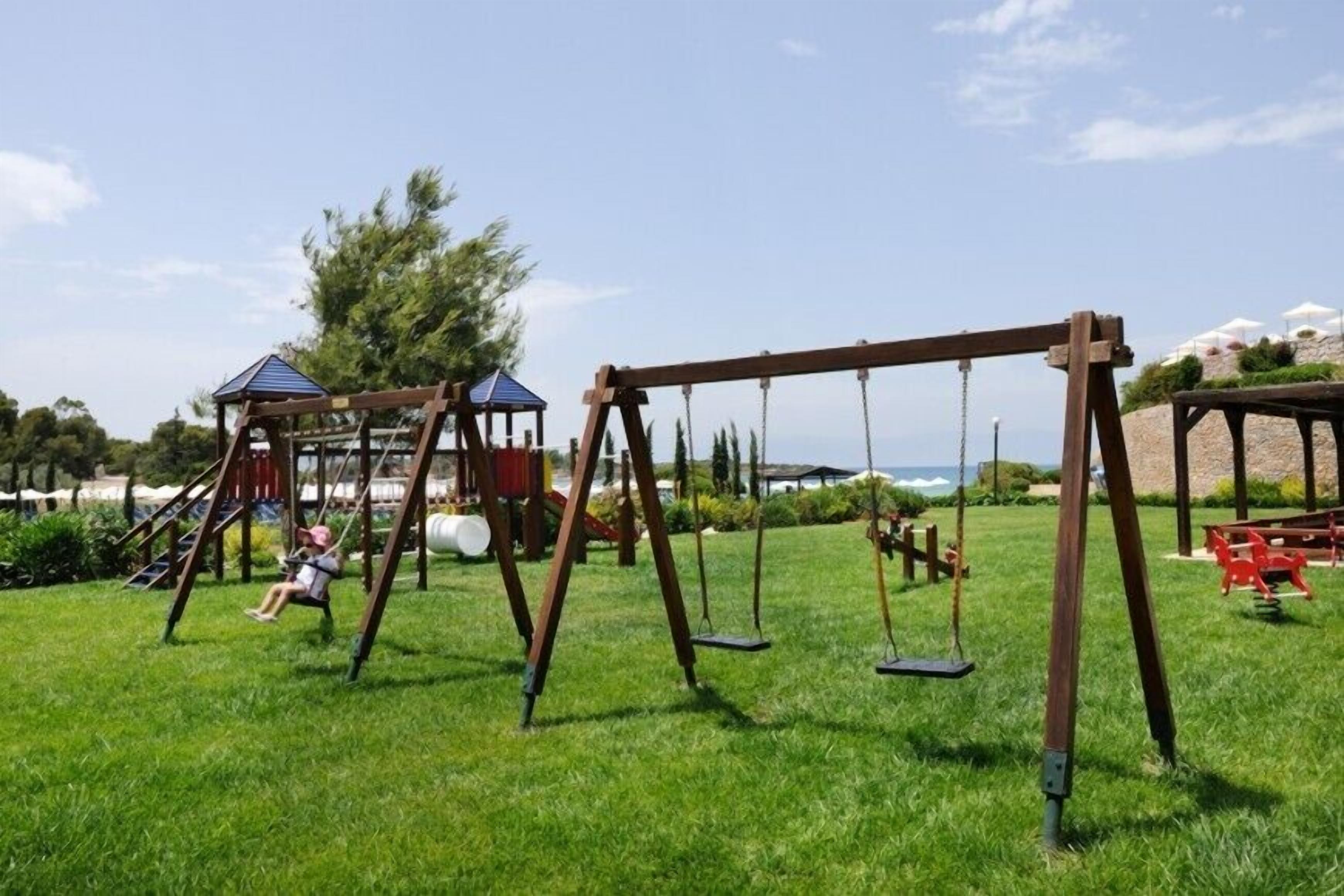children’s play area – outdoor