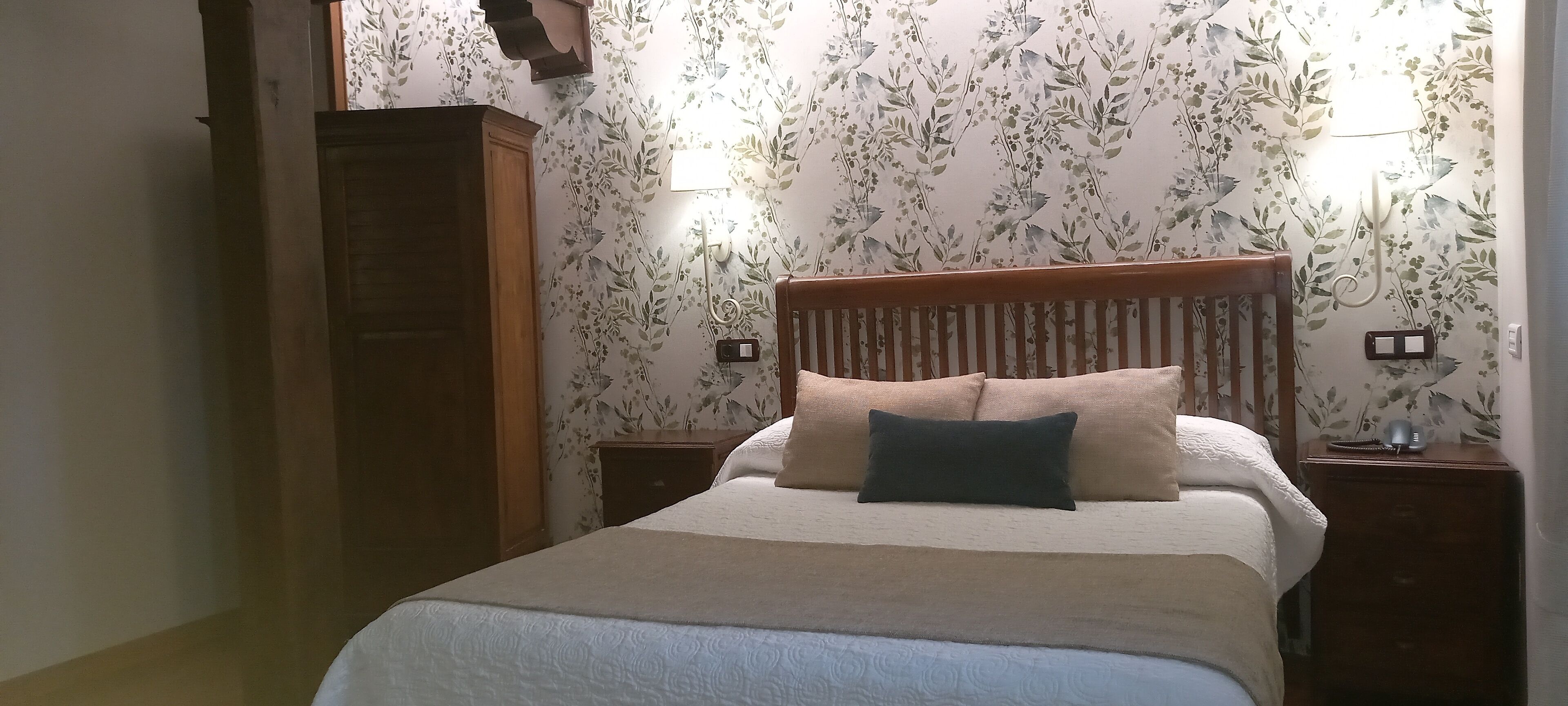 1 bedroom, minibar, in-room safe, desk