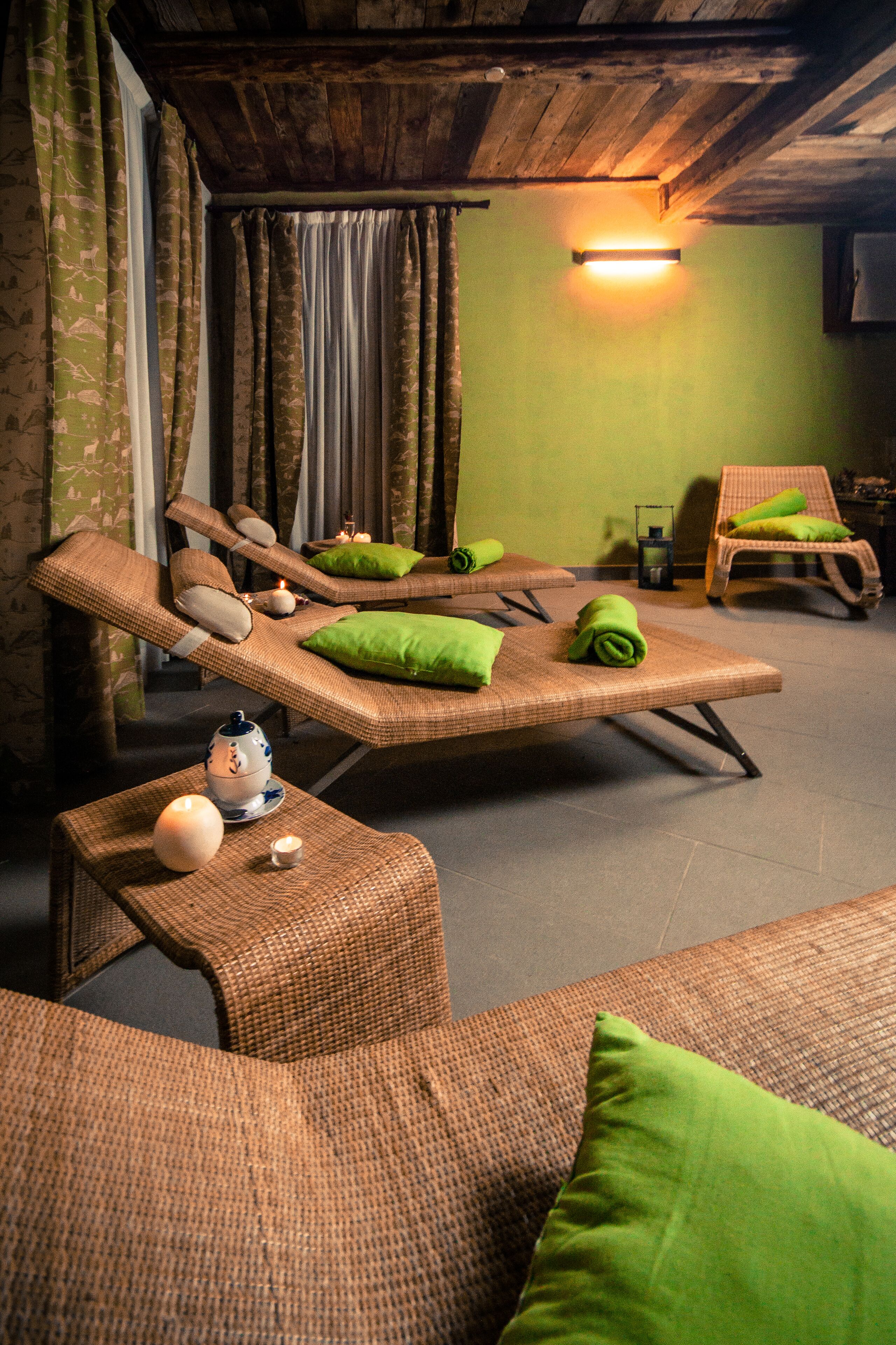 Behandlingsrom for par, badstue, boblebad, dampbad og tyrkisk bad/hamam