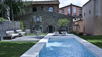 Piscina stagionale all'aperto