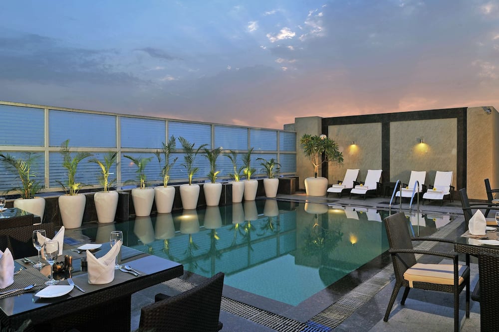 Country Inn & Suites by Radisson, Gurugram Sector 12
