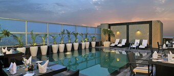 Country Inn & Suites by Radisson, Gurugram Sector 12