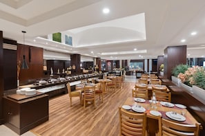 Breakfast, lunch and dinner served  - Country Inn & Suites by Radisson, Gurugram Sector 12 (Gurugram)