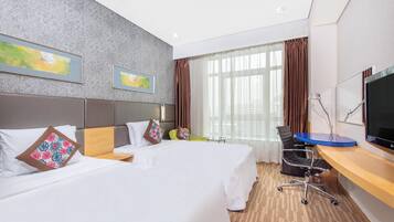 Standard Room, 2 Twin Beds (Air Purifier) | Premium bedding, minibar, in-room safe, desk