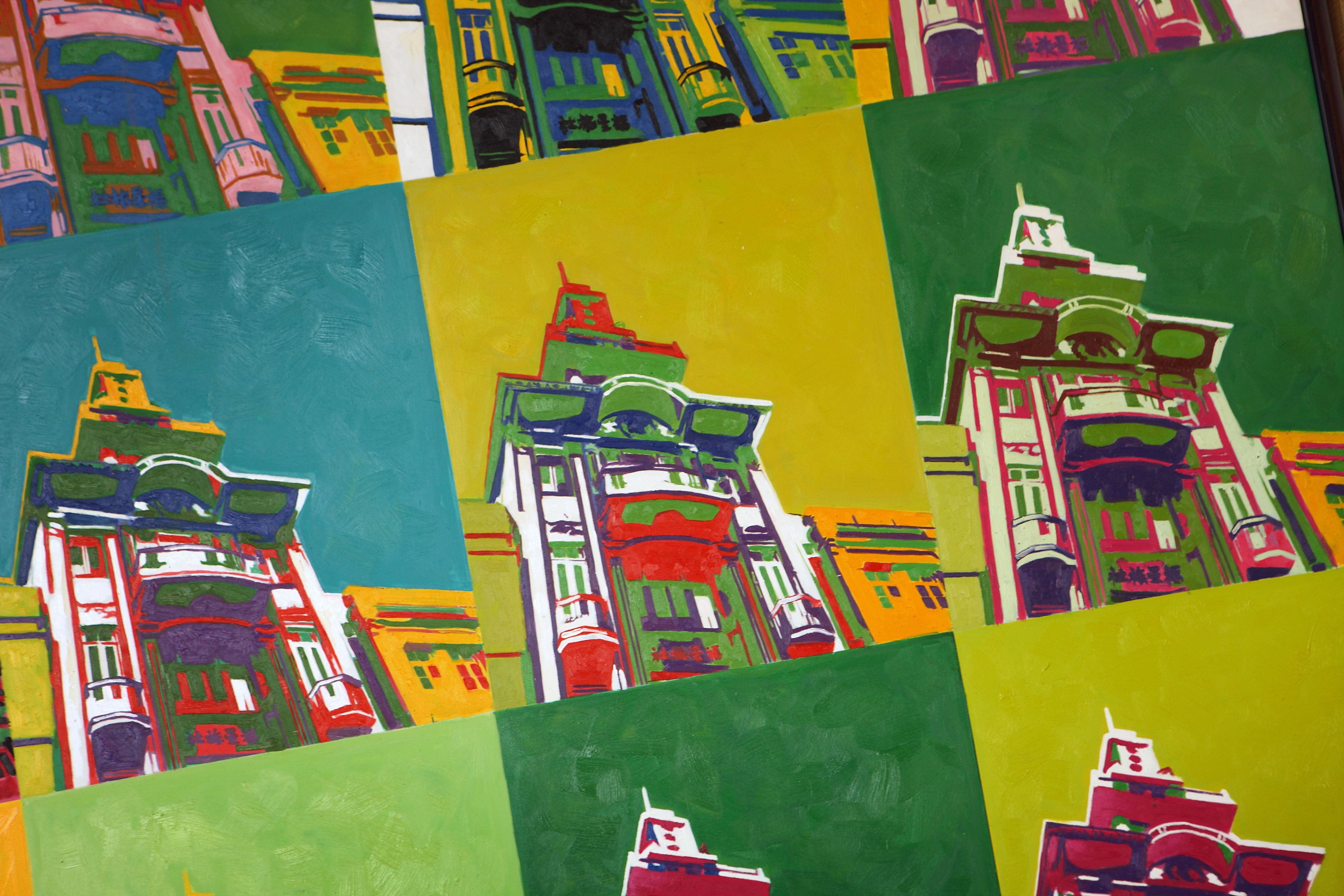 Uma pintura vibrante e colorida de edifícios com estilos arquitetônicos distintos.