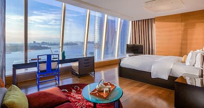 Hotel Indigo Xiamen Harbour by IHG