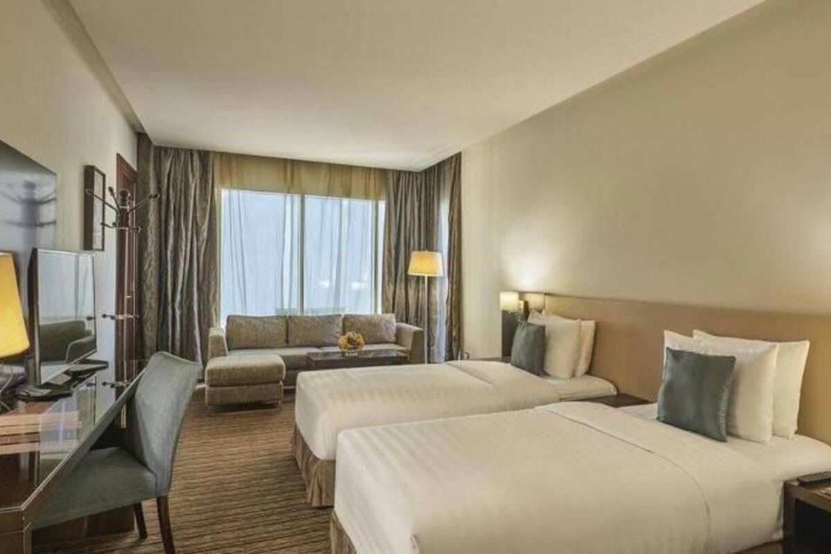 Egyptian cotton sheets, pillowtop beds, minibar, in-room safe