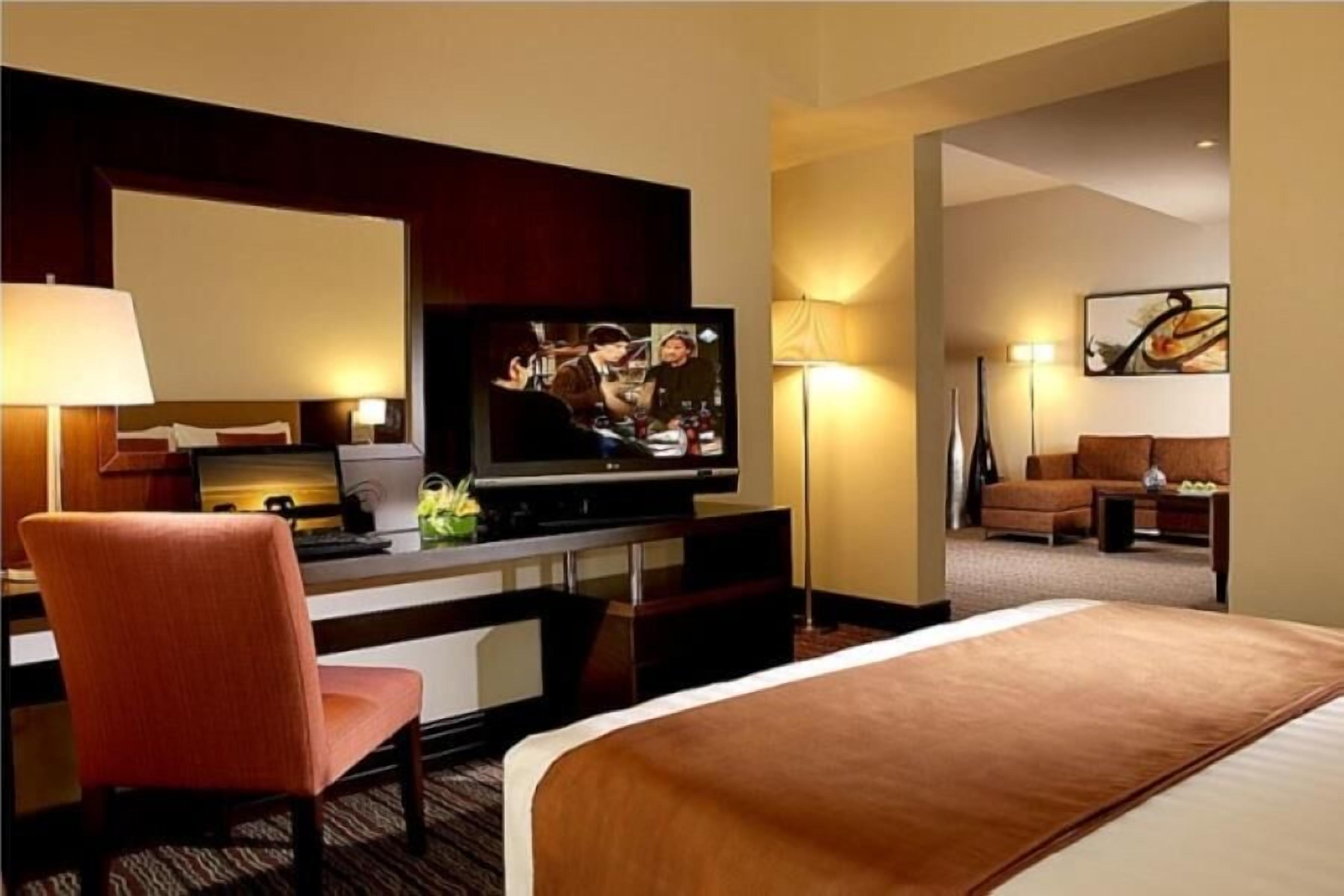 Egyptian cotton sheets, pillowtop beds, minibar, in-room safe