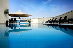 Outdoor pool, pool umbrellas
