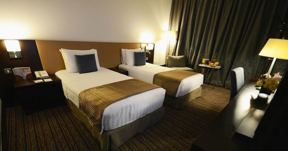Egyptian cotton sheets, pillowtop beds, minibar, in-room safe
