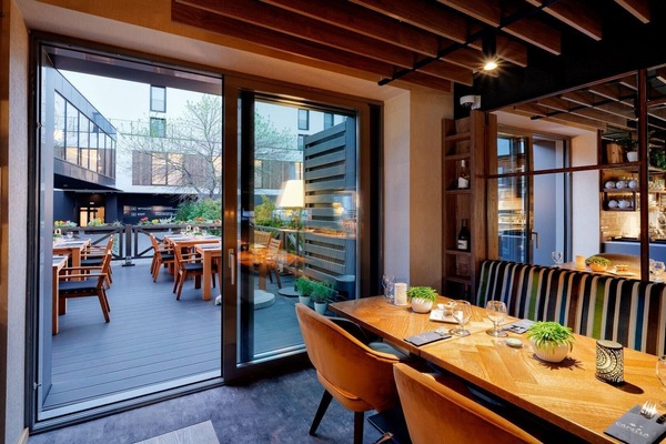 Frokost, lunsj og middag serveres, polske retter