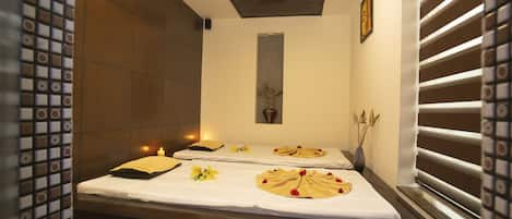 Couples treatment room(s), steam room, body treatments, aromatherapy