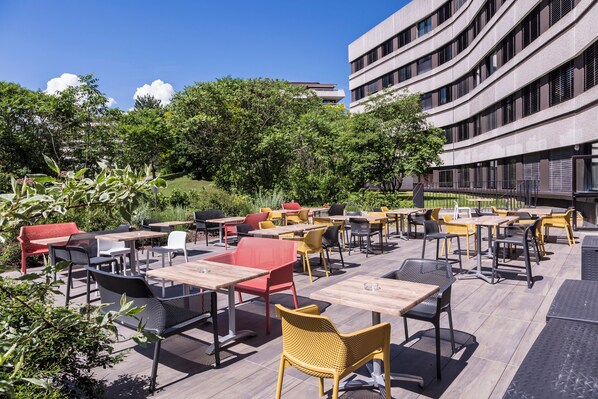 Terrace/patio - Zenitude Swiss Apparthotels (Ferney-Voltaire)