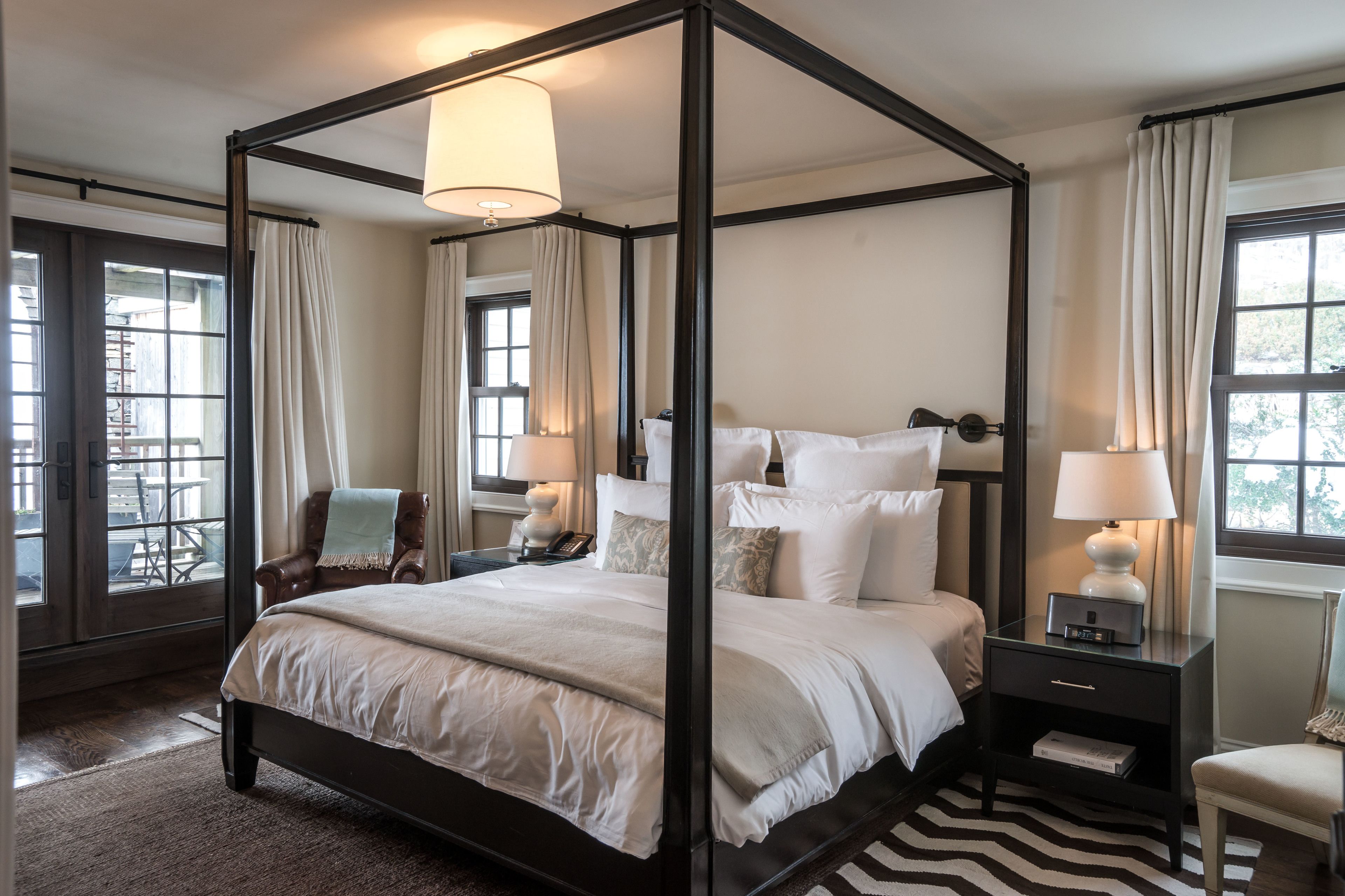 Chambre (King Deluxe with Terrace) | 1 chambre, literie de qualité, coffre-fort, fer et planche à repasser