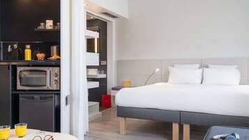 Superior-Suite, Mehrere Betten | Hochwertige Bettwaren, Daunenbettdecken, Minibar, Zimmersafe