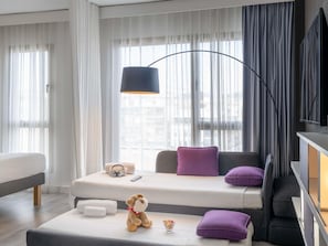 Superior Suite, Multiple Beds | Premium bedding, down comforters, minibar, in-room safe - Novotel Suites Malaga Centro (Málaga)
