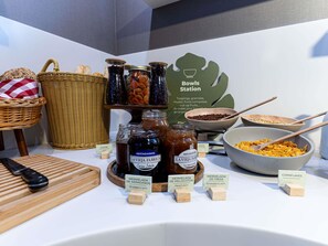 Daily buffet breakfast for a fee - Novotel Suites Malaga Centro (Málaga)