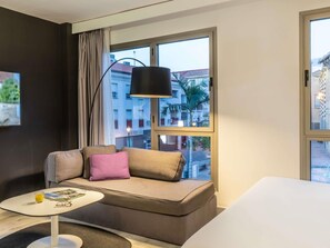 Suite, Multiple Beds | Premium bedding, down comforters, minibar, in-room safe - Novotel Suites Malaga Centro (Málaga)