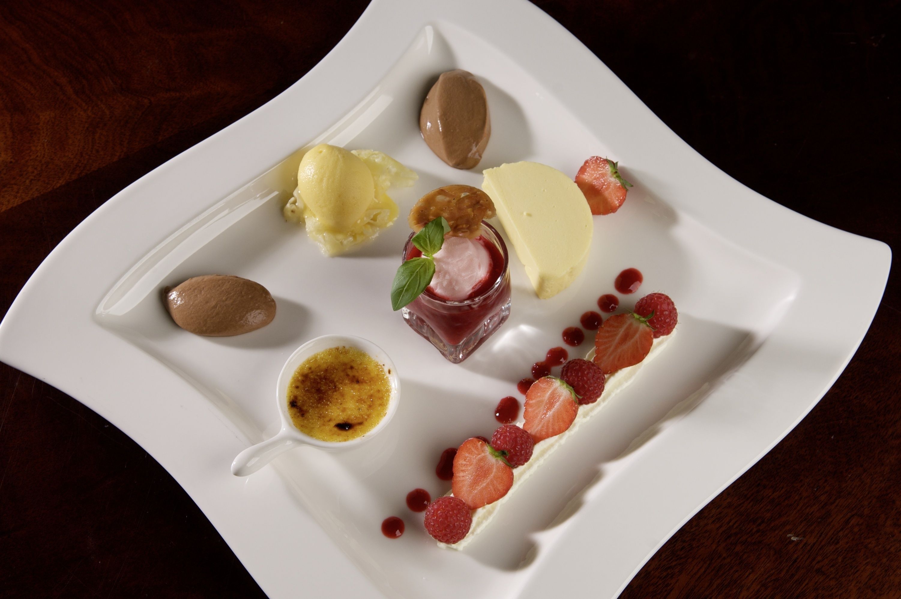 lunch, dinner served; french cuisine, al fresco dining