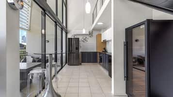 1 Bedroom Loft Penthouse | Private kitchen | Fridge, microwave, stovetop, dishwasher