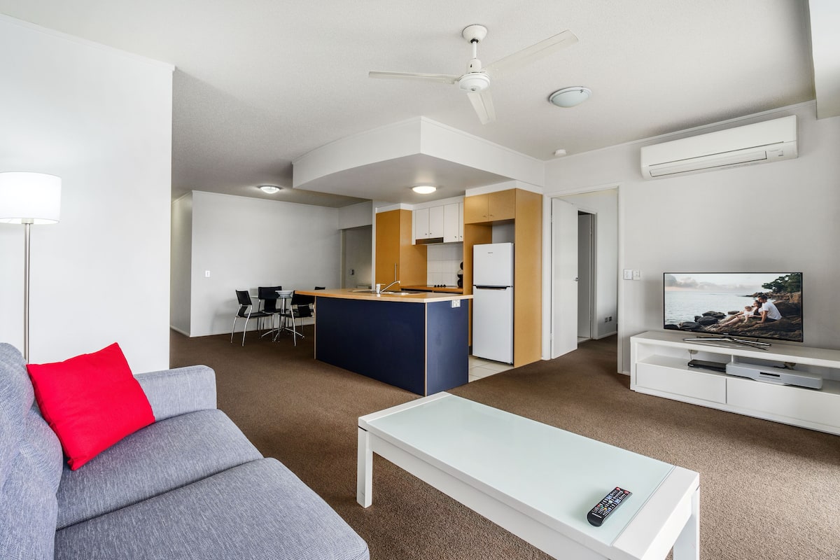One Bedroom Executive | Living room | Flat-screen TV, DVD player