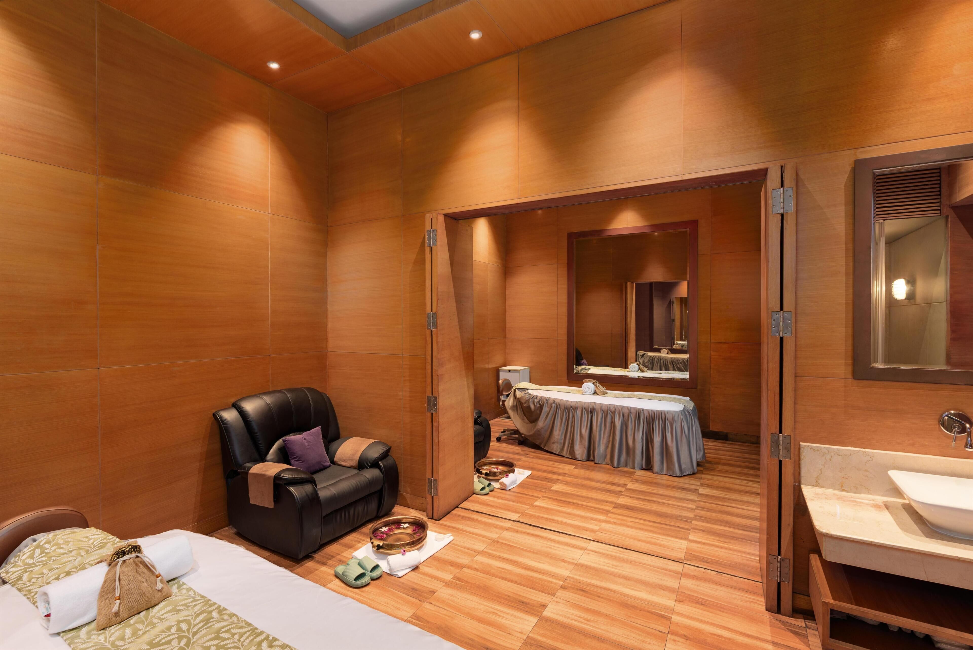 Photo - Radisson Blu Hotel New Delhi Paschim Vihar