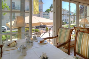 2 restaurants, international cuisine - Villa Esplanade mit Aurora (Heringsdorf)