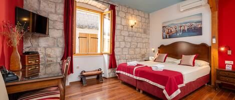 Kamar