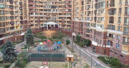 Corona Hotel & Apartments