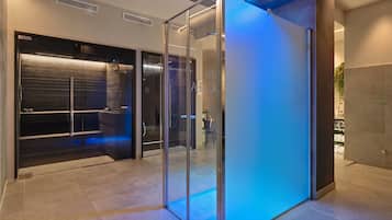 Couples treatment room(s), body treatments, deep-tissue massages