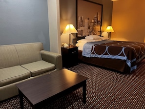 In-room safe, desk, soundproofing, free WiFi