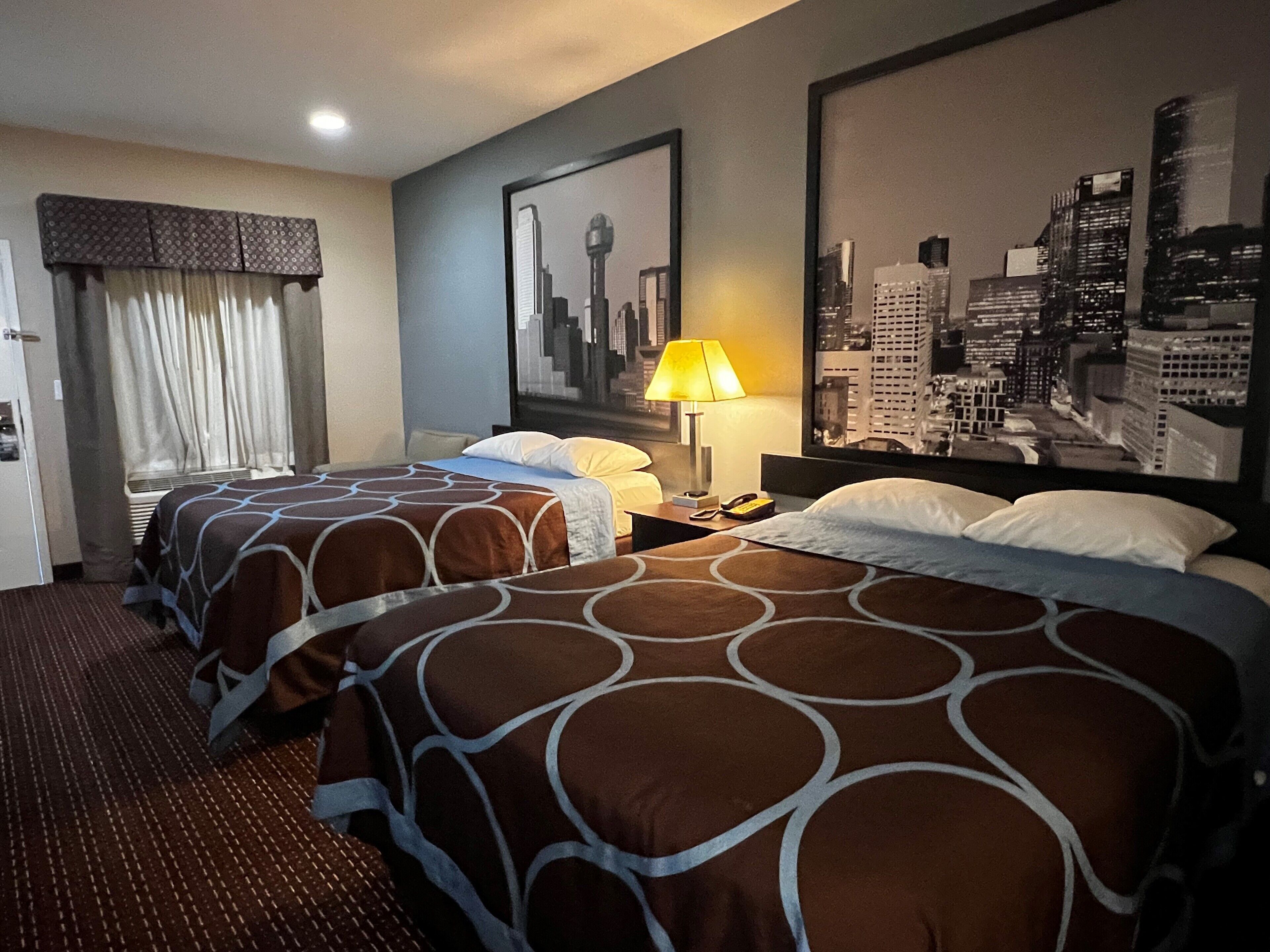 In-room safe, desk, soundproofing, free WiFi