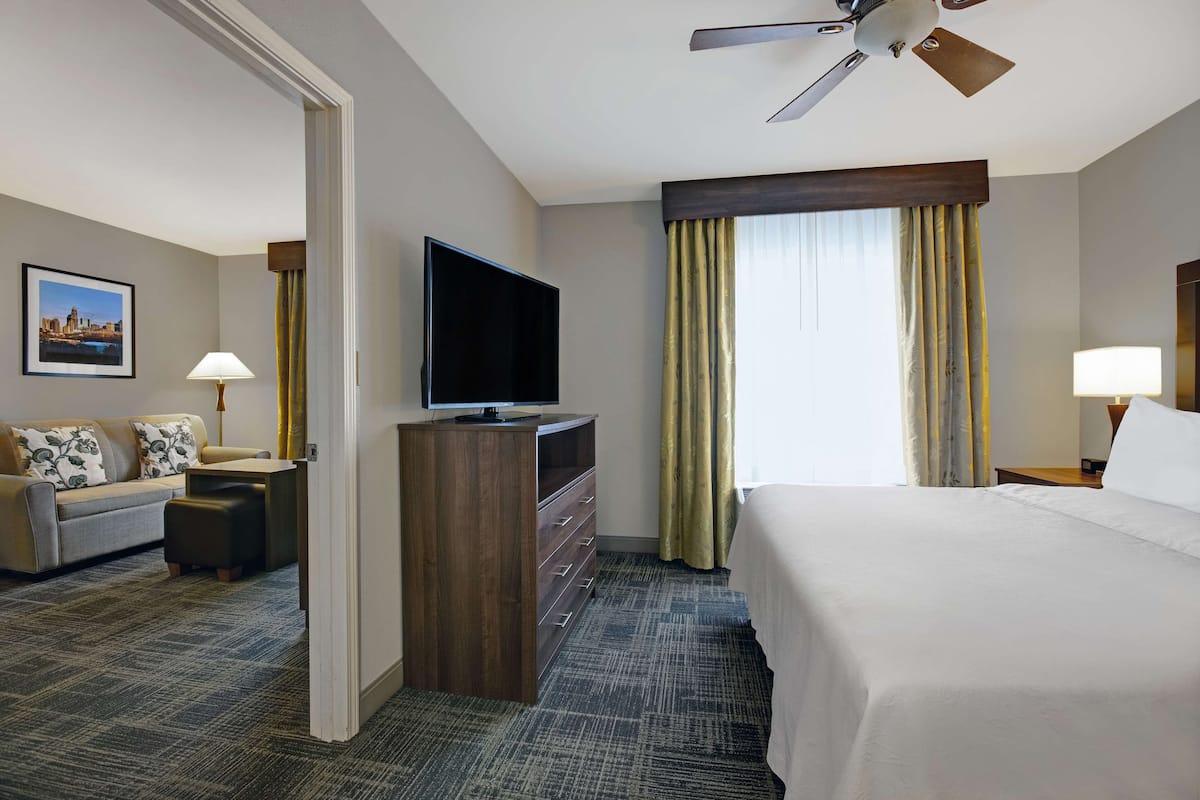 Deluxe-Suite, 1 King-Bett