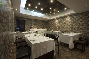 Restaurant - Hotel Good Palace (New Delhi)