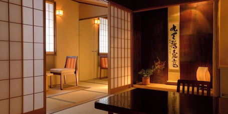 Japanese Modern Room with 10 Tatami (Shower booth & Toilet) | In-room safe, individually decorated, free WiFi, bed sheets