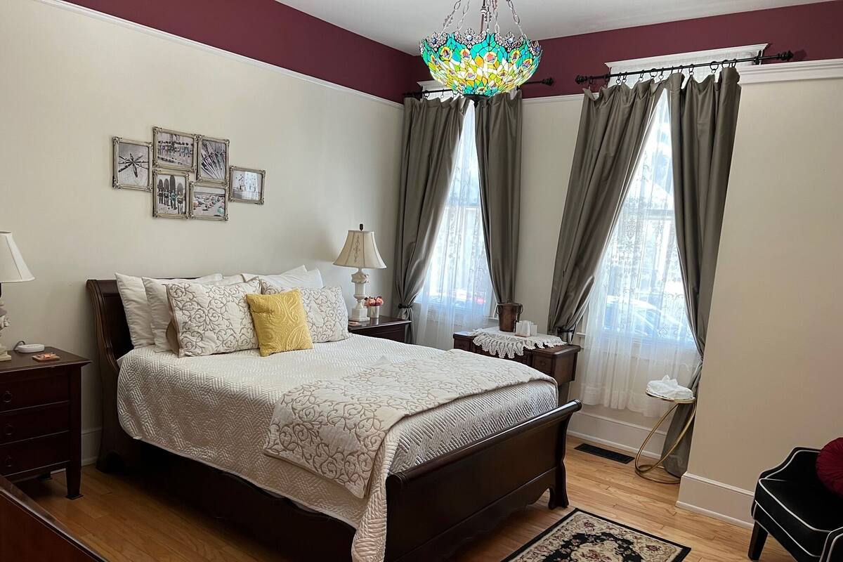 Lara 1st Floor | Seprai katun Mesir, seprai premium, dan selimut bulu angsa