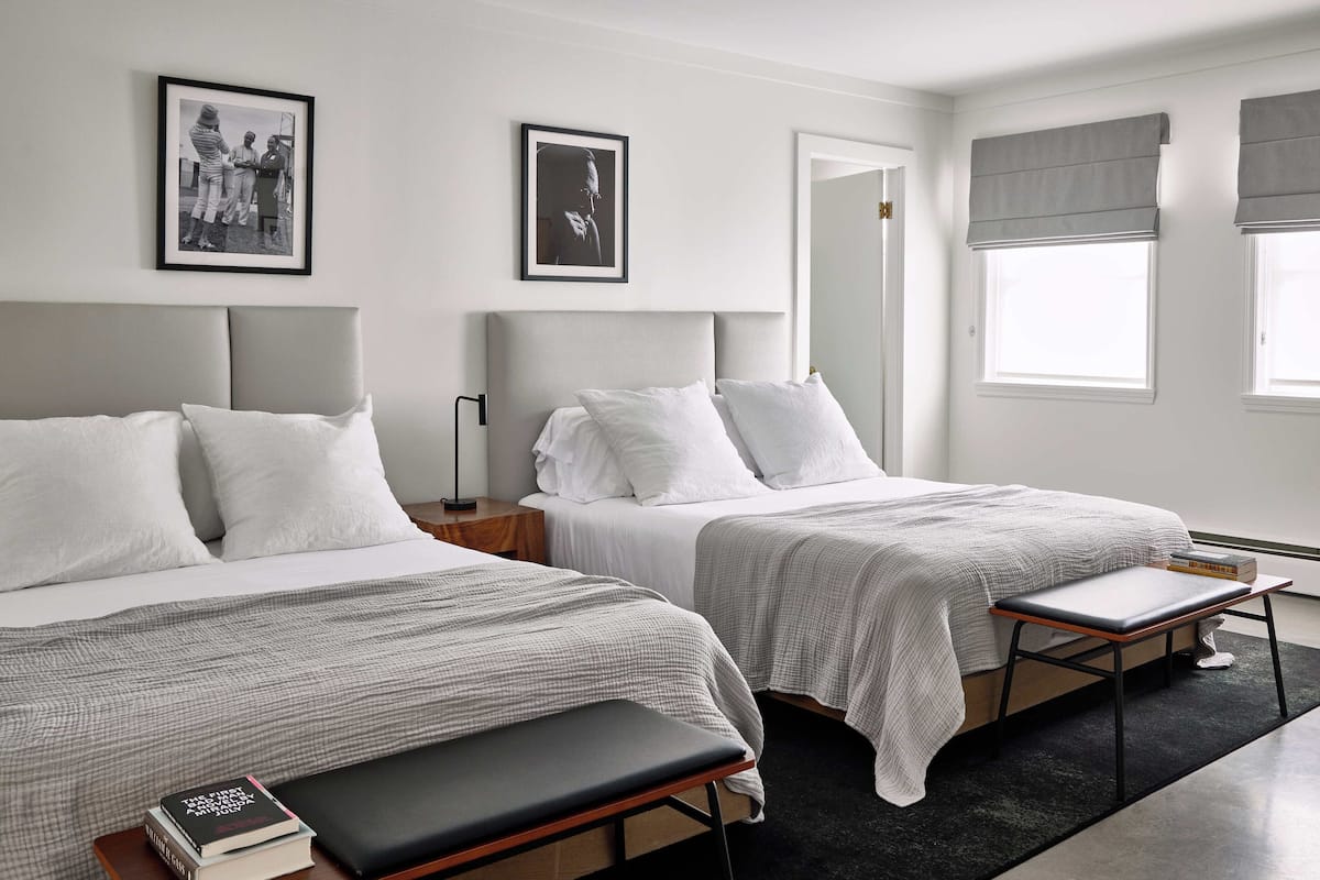 Chambre Double Deluxe, 2 grands lits, non-fumeurs | Literie de qualité supérieure, rideaux occultants
