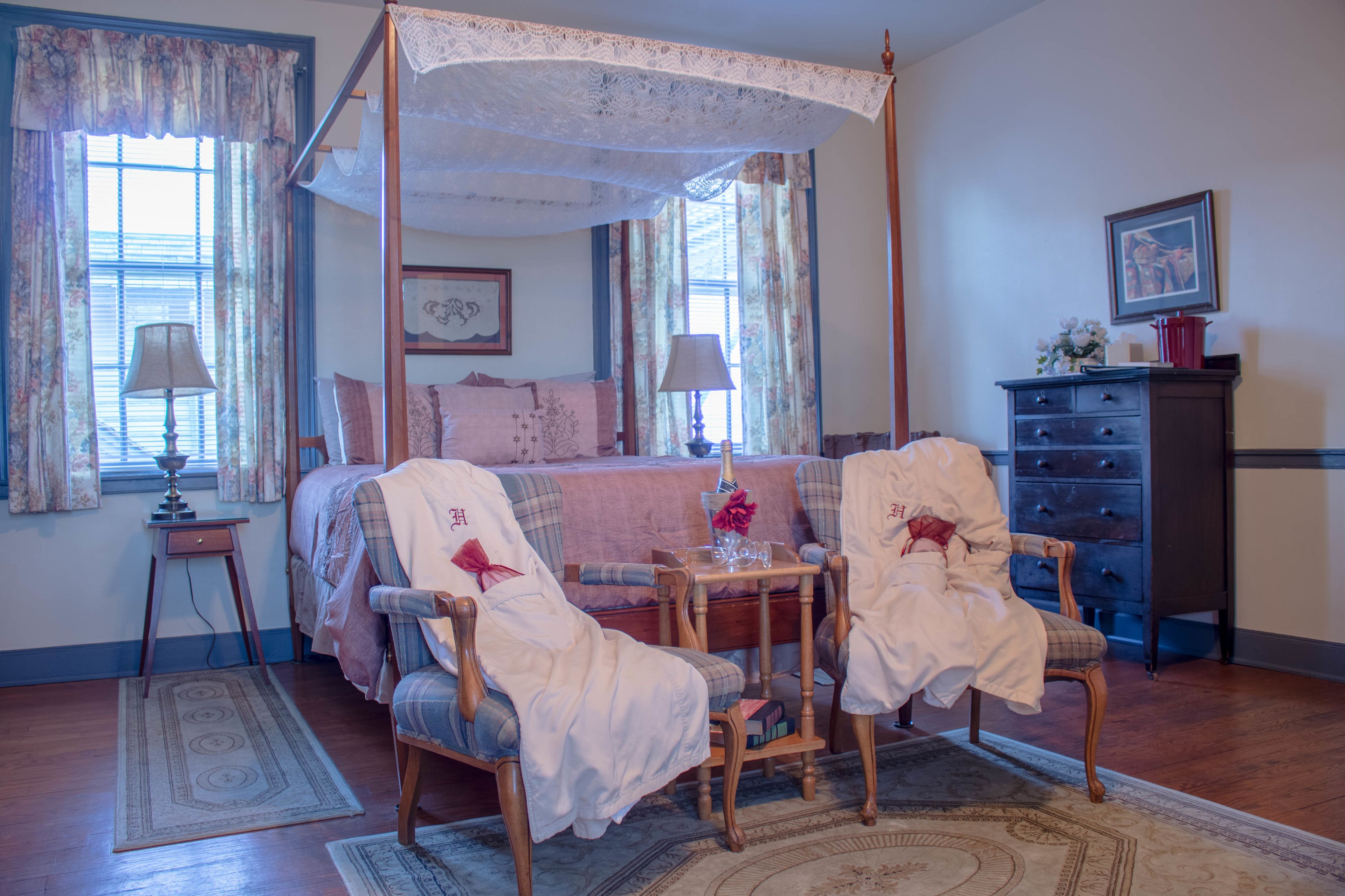 in-room safe, desk, iron/ironing board, free wifi