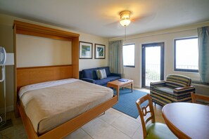 Studio, keuken, aan zee | Individueel gedecoreerd, individueel gemeubileerd